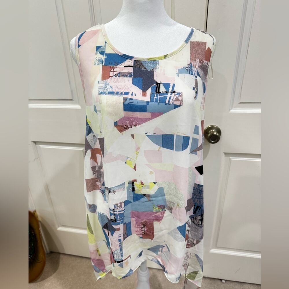 Vince Camuto Abstract Multicolor Sleeveless Top, size M